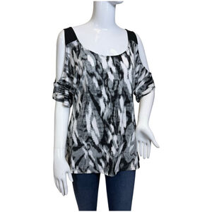 Shape Sational Ultimate Shaping size small black and white blouse open shoulder